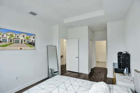 23061 Sw 128th Place Miami FL 33170