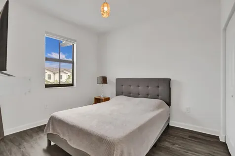 23061 Sw 128th Place Miami FL 33170