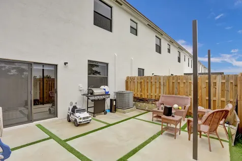 23061 Sw 128th Place Miami FL 33170