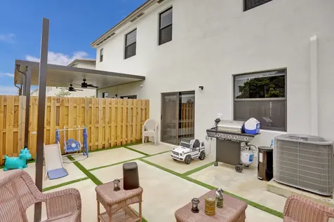 23061 Sw 128th Place Miami FL 33170