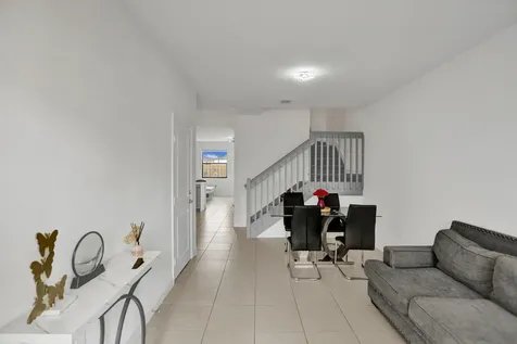 23061 Sw 128th Place Miami FL 33170