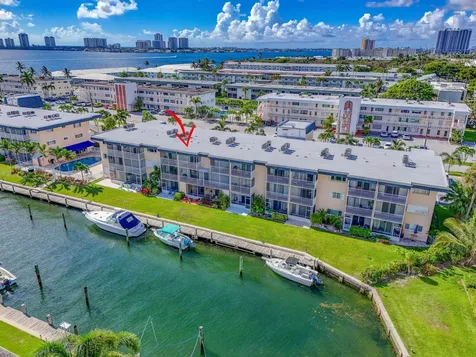 131 Doolen Court North Palm Beach FL 33408
