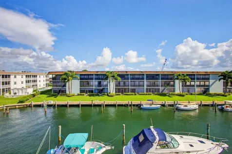 131 Doolen Court North Palm Beach FL 33408