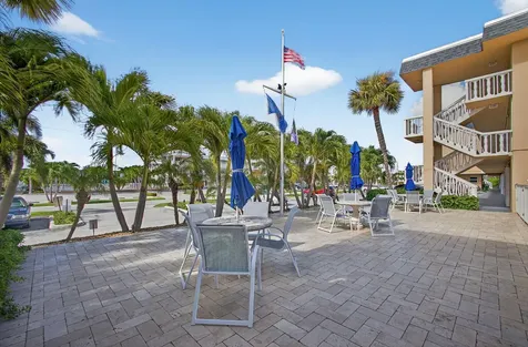 131 Doolen Court North Palm Beach FL 33408