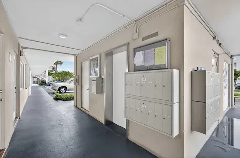 131 Doolen Court North Palm Beach FL 33408