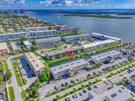 131 Doolen Court North Palm Beach FL 33408