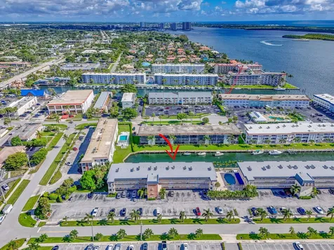 131 Doolen Court North Palm Beach FL 33408