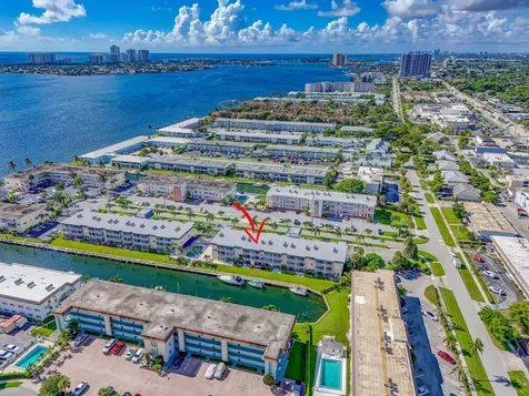 131 Doolen Court North Palm Beach FL 33408