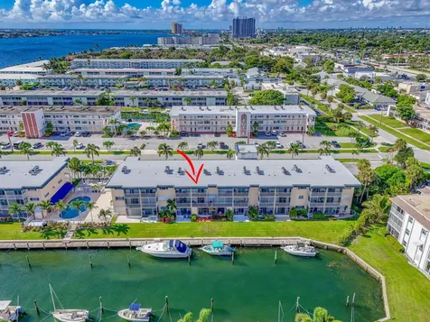 131 Doolen Court North Palm Beach FL 33408
