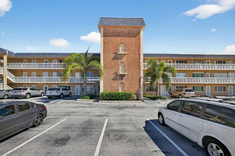131 Doolen Court North Palm Beach FL 33408