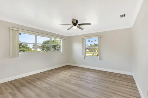 3701 S Avenue Fort Pierce FL 34947