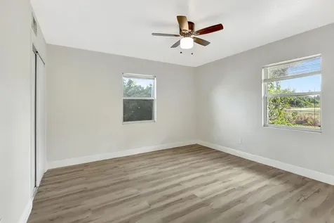 3701 S Avenue Fort Pierce FL 34947
