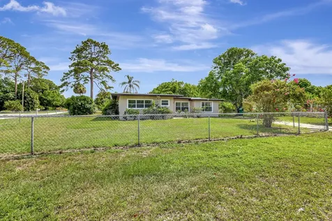 3701 S Avenue Fort Pierce FL 34947