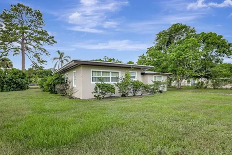 3701 S Avenue Fort Pierce FL 34947