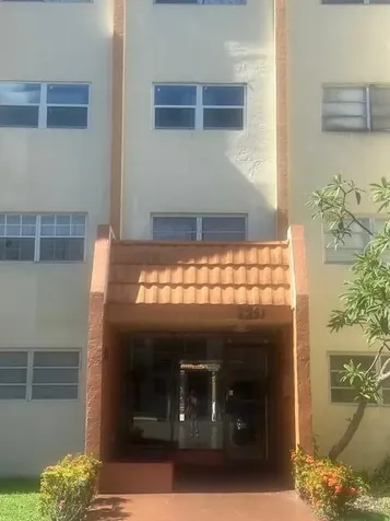 2251 Nw 41st Avenue Lauderhill FL 33313