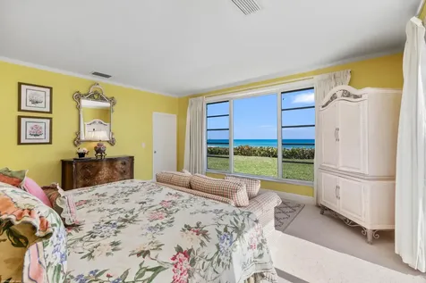 15 S Beach Road Jupiter Island FL 33455