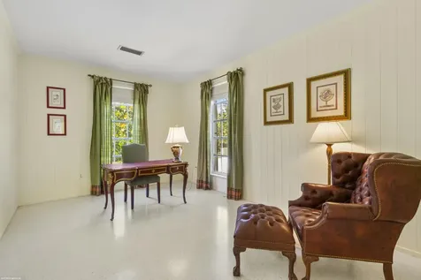 15 S Beach Road Jupiter Island FL 33455