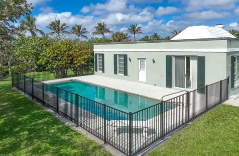 15 S Beach Road Jupiter Island FL 33455