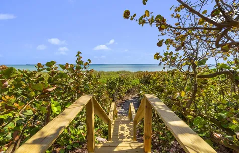 15 S Beach Road Jupiter Island FL 33455