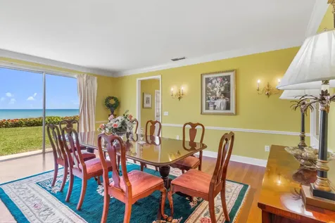 15 S Beach Road Jupiter Island FL 33455