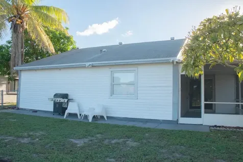 5628 Pebble Brook Lane Boynton Beach FL 33472