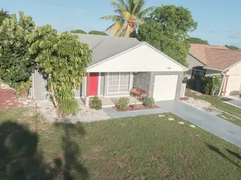 5628 Pebble Brook Lane Boynton Beach FL 33472