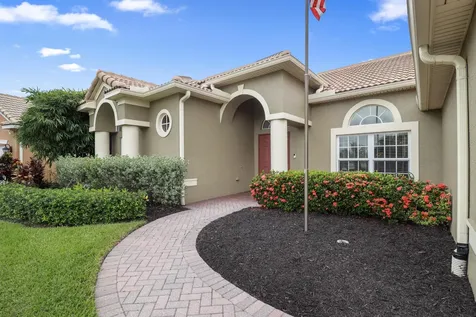 2242 Sw Panther Trace Stuart FL 34997
