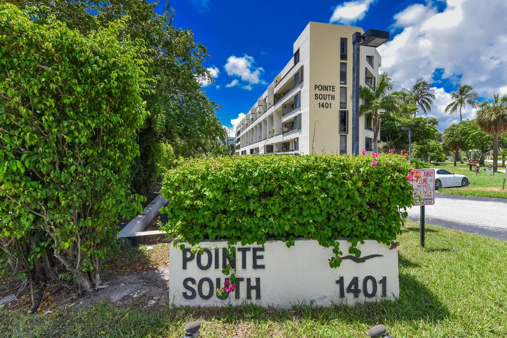 1401 S Federal Highway Boca Raton FL 33432
