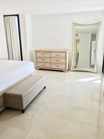 5550 N Ocean Drive Singer Island FL 33404