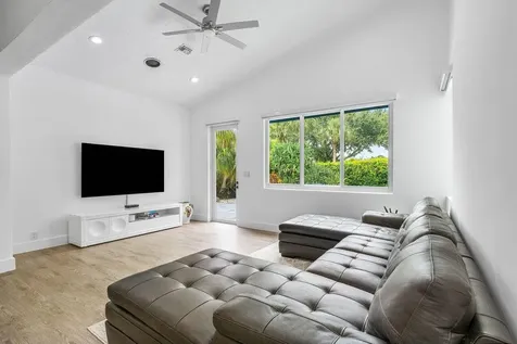 4564 Bocaire Boulevard Boca Raton FL 33487