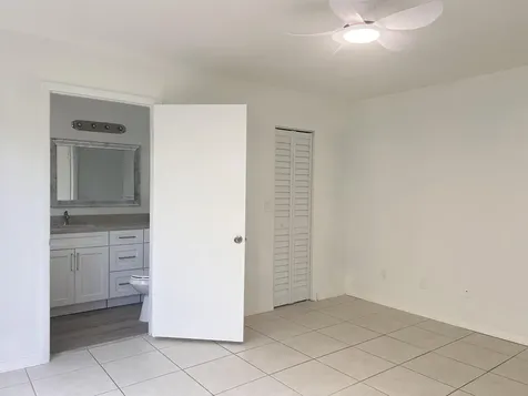 3 Fawlkland Circle Boynton Beach FL 33426