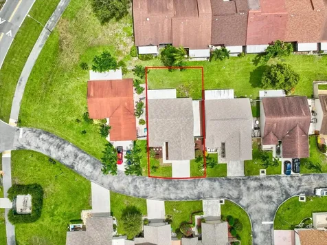 3 Fawlkland Circle Boynton Beach FL 33426