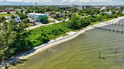 602 S Indian River Drive Fort Pierce FL 34950