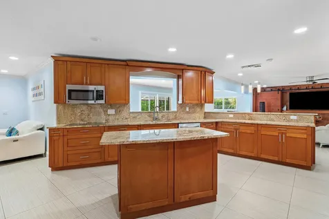 701 Buoy Road North Palm Beach FL 33408
