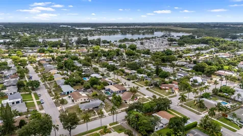808 Wright Drive Lake Worth FL 33461