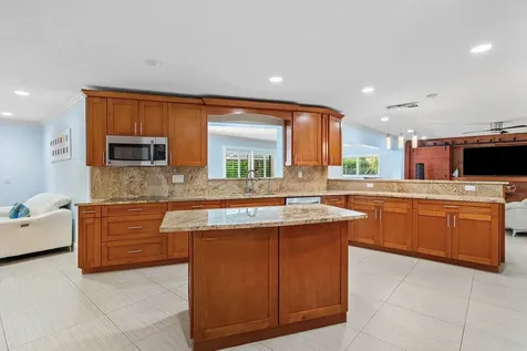 701 Buoy Road North Palm Beach FL 33408