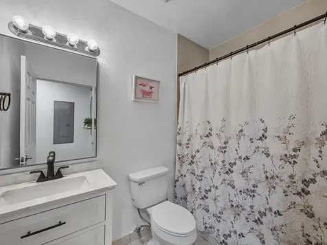 1610 Presidential Way West Palm Beach FL 33401