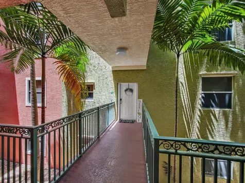 1610 Presidential Way West Palm Beach FL 33401