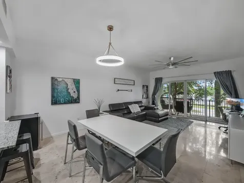 1610 Presidential Way West Palm Beach FL 33401
