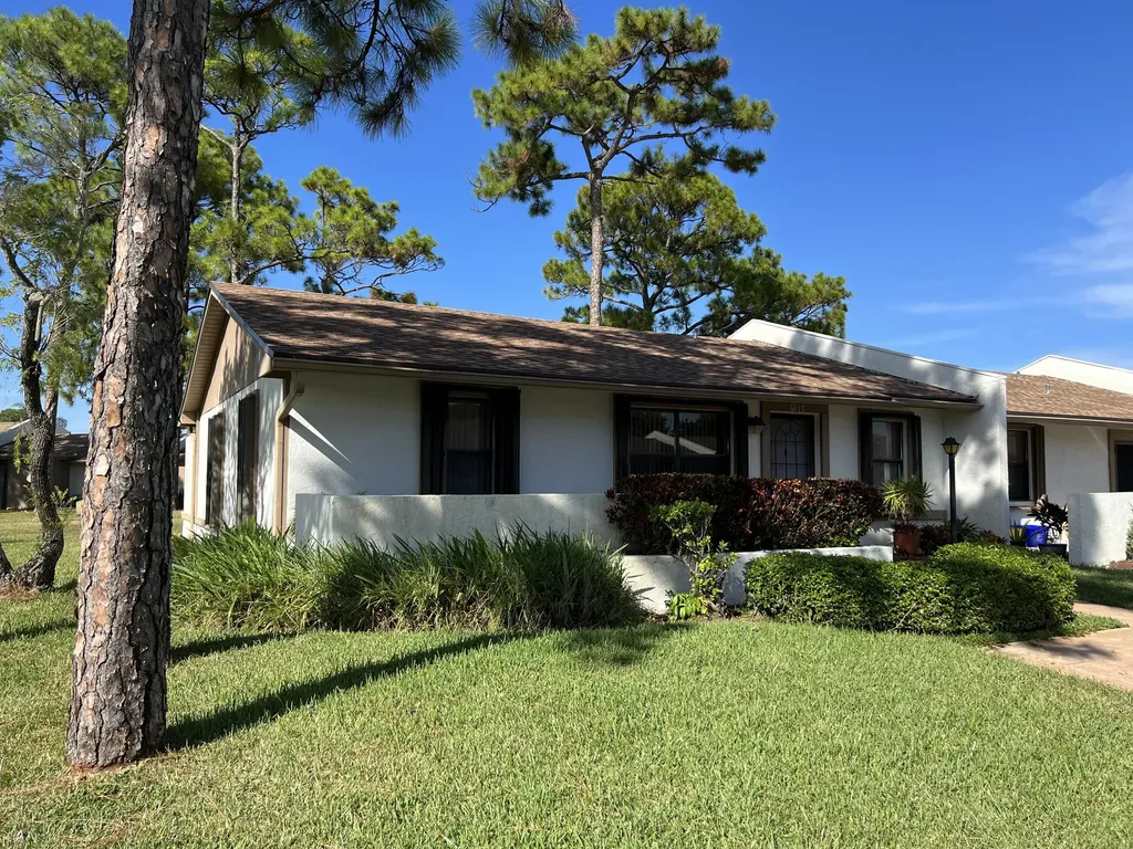 6117 Fairfield Circle Greenacres FL 33463