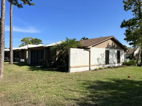 6117 Fairfield Circle Greenacres FL 33463