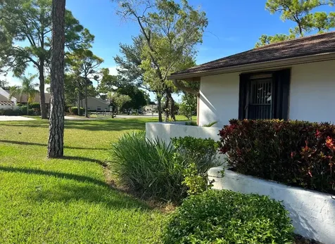 6117 Fairfield Circle Greenacres FL 33463