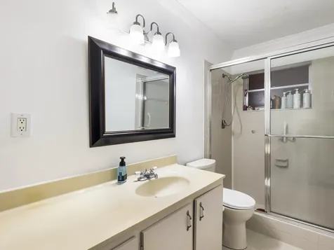 517 Se 27th Terrace Boynton Beach FL 33435
