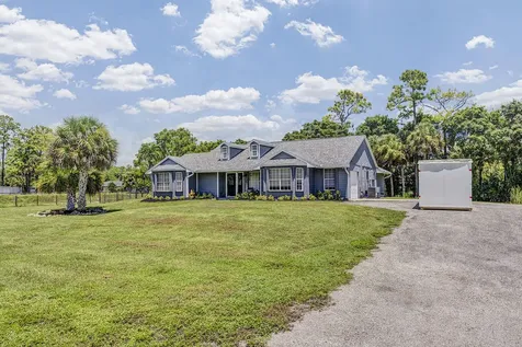 16911 Tangerine Boulevard Loxahatchee FL 33470