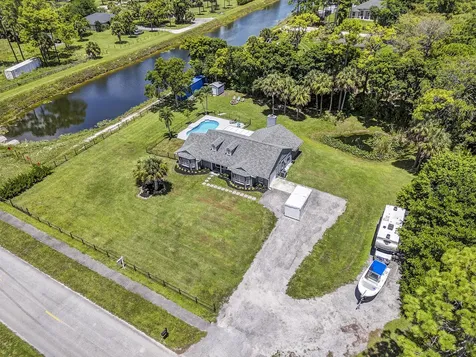 16911 Tangerine Boulevard Loxahatchee FL 33470