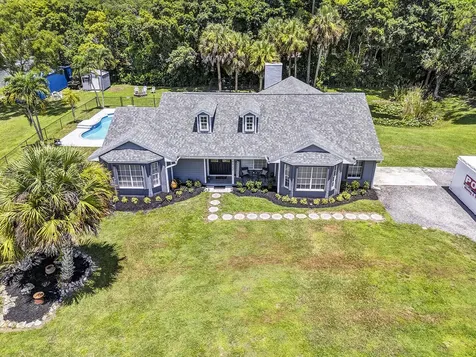 16911 Tangerine Boulevard Loxahatchee FL 33470