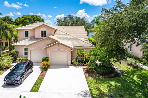 10674 Pelican Drive Wellington FL 33414