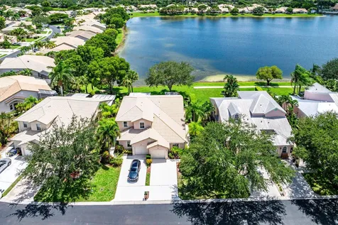 10674 Pelican Drive Wellington FL 33414