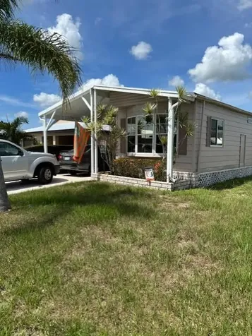 15 Verde Vista Fort Pierce FL 34951