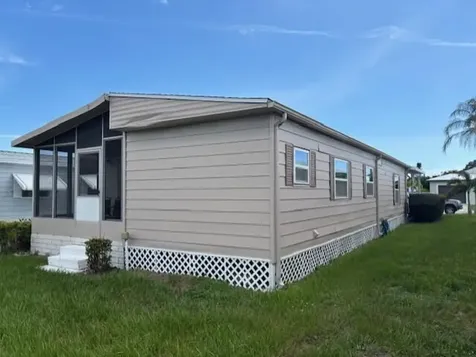 15 Verde Vista Fort Pierce FL 34951